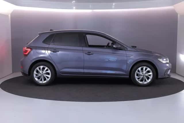 Volkswagen Polo (2022) thumbnail 4