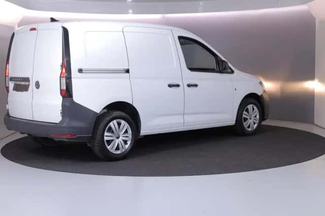 Volkswagen Caddy (2022) thumbnail 4