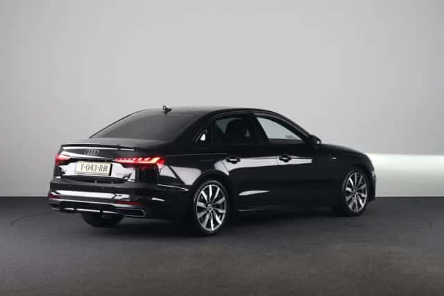 Audi A4 (2023) thumbnail 4
