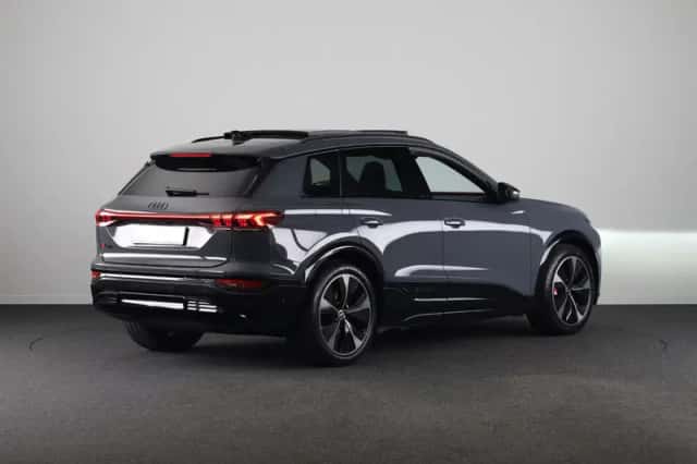 Audi SQ6 (2025) thumbnail 5