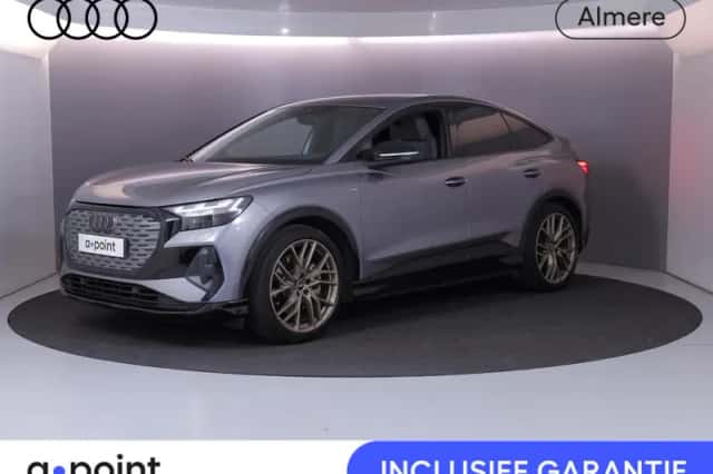 Audi Q4 (2021) thumbnail 1