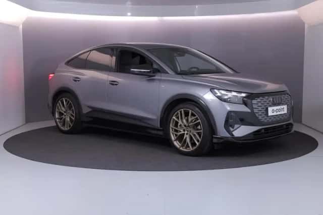 Audi Q4 (2021) thumbnail 6