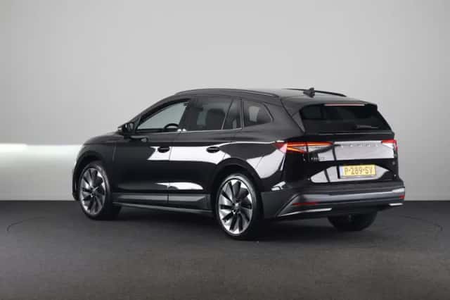 Škoda Enyaq (2022) thumbnail 3