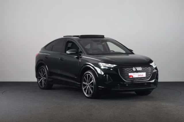 Audi Q4 (2024) thumbnail 4
