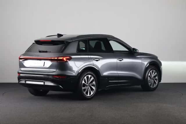 Audi Q6 e-tron (2026) thumbnail 3