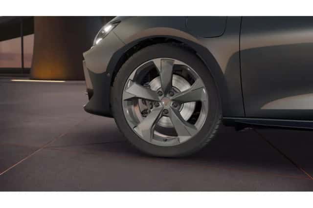 CUPRA Leon (2026) thumbnail 5