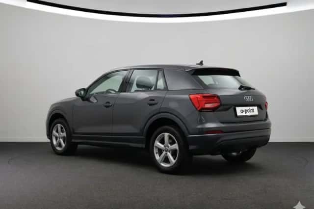 Audi Q2 (2022) thumbnail 3