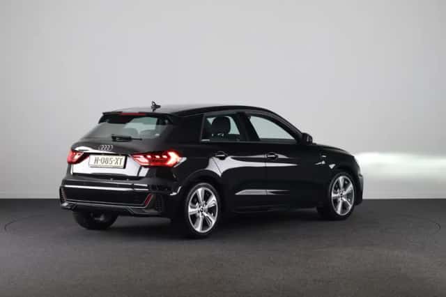 Audi A1 (2022) thumbnail 4
