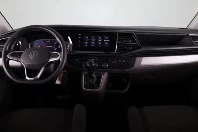 Volkswagen Transporter (2023) thumbnail 6