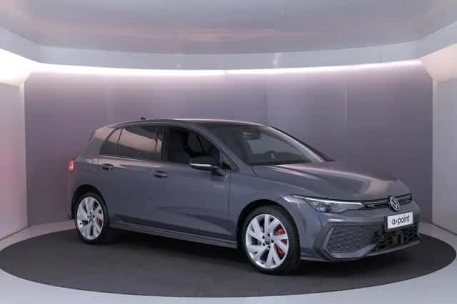 Volkswagen Golf (2025) thumbnail 6