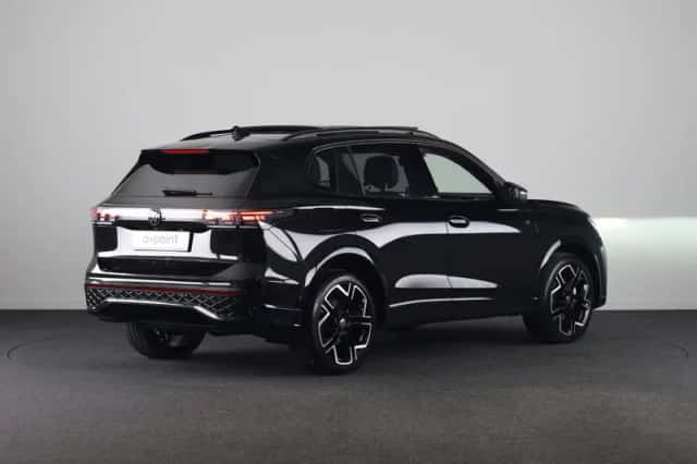 Volkswagen Tiguan (2025) thumbnail 4