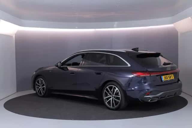 Audi A5 (2025) thumbnail 2