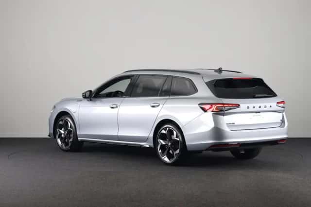 Škoda Superb (2026) thumbnail 3