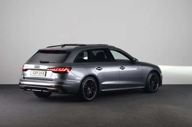 Audi A4 (2025) thumbnail 3