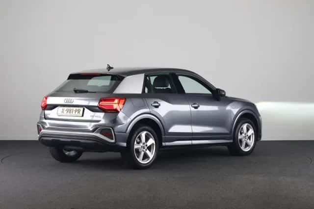 Audi Q2 (2021) thumbnail 5