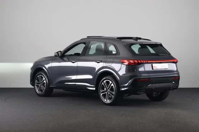 Audi Q5 (2026) thumbnail 2