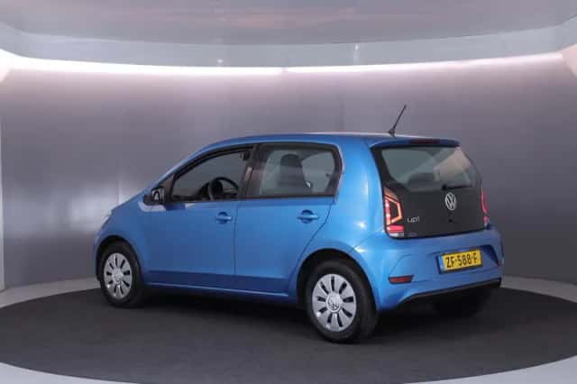 Volkswagen Up! (2019) thumbnail 3