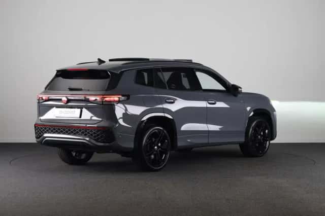 Volkswagen Tayron (2026) thumbnail 2