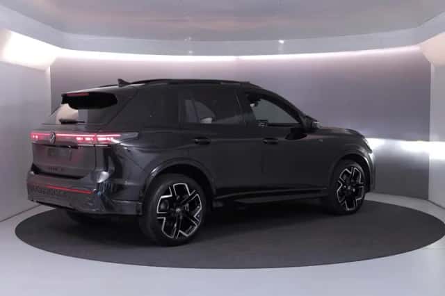 Volkswagen Tiguan (2025) thumbnail 4