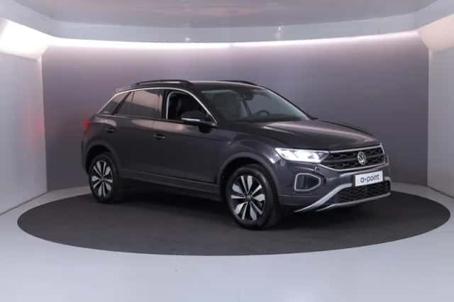 Volkswagen T-Roc (2025) thumbnail 4