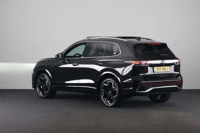 Volkswagen Tiguan (2025) thumbnail 3