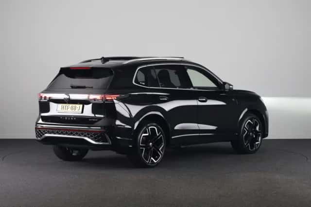 Volkswagen Tiguan (2025) thumbnail 4