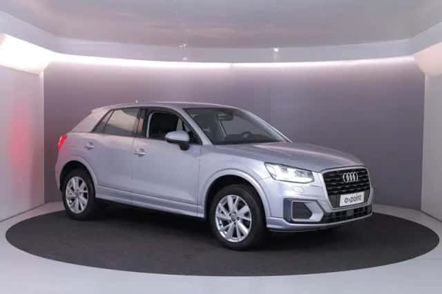 Audi Q2 (2017) thumbnail 5