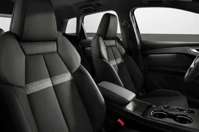 Audi Q4 e-tron (2026) thumbnail 5