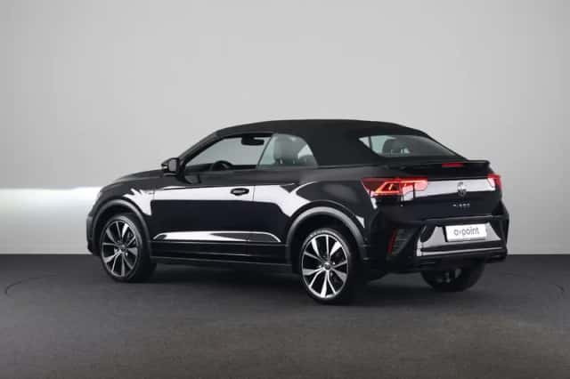 Volkswagen T-Roc (2022) thumbnail 4