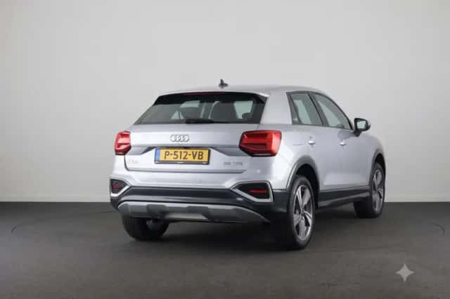 Audi Q2 (2022) thumbnail 3
