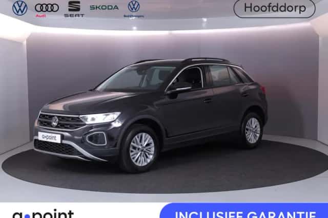 Volkswagen T-Roc (2022) thumbnail 1