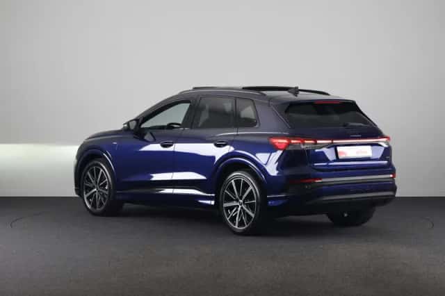 Audi Q4 e-tron (2026) thumbnail 3