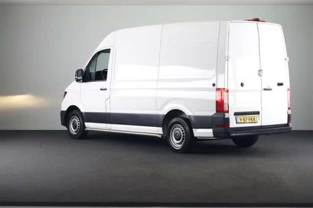 Volkswagen Crafter (2024) thumbnail 3