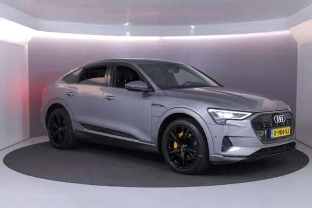 Audi e-tron (2020) thumbnail 6