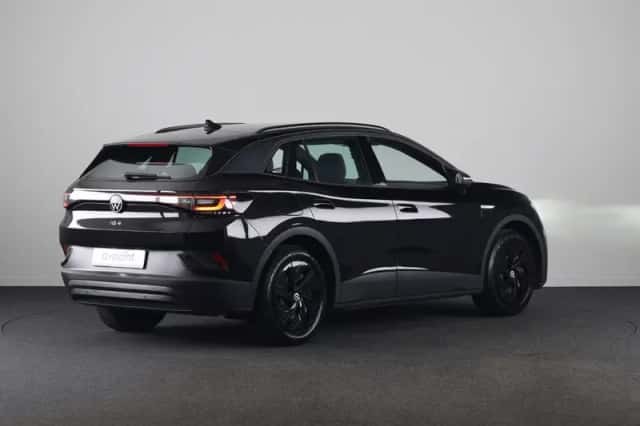 Volkswagen ID.4 (2023) thumbnail 5