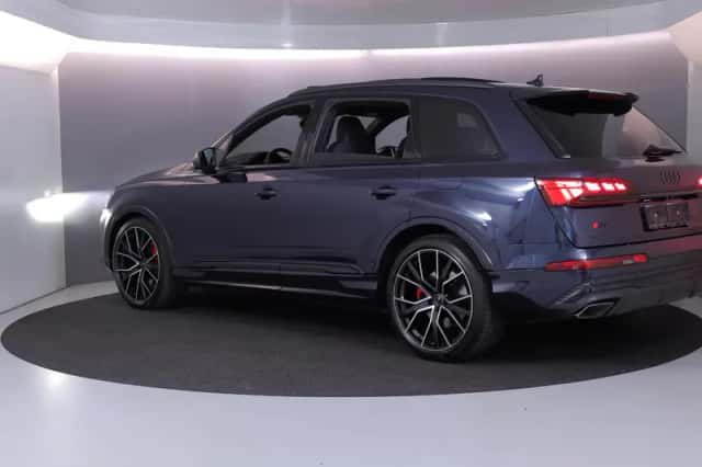 Audi Q7 (2025) thumbnail 3