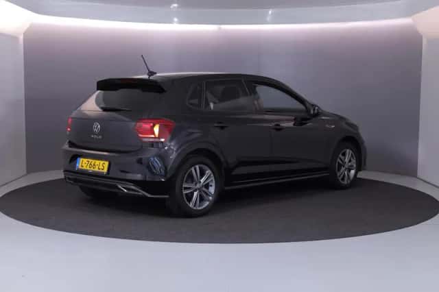 Volkswagen Polo (2021) thumbnail 4