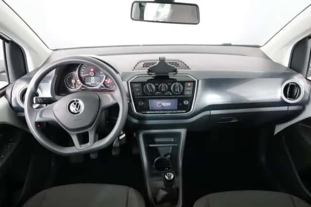 Volkswagen Up! (2021) thumbnail 6