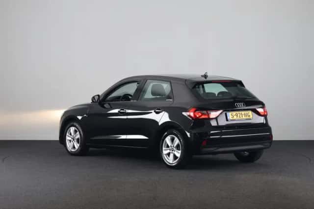 Audi A1 (2023) thumbnail 3
