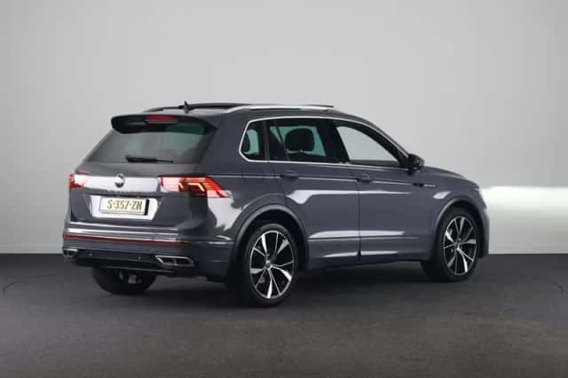 Volkswagen Tiguan (2023) thumbnail 4
