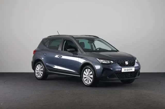 SEAT Arona (2023) thumbnail 4