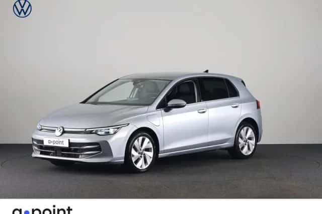 Volkswagen Golf (2025) thumbnail 1