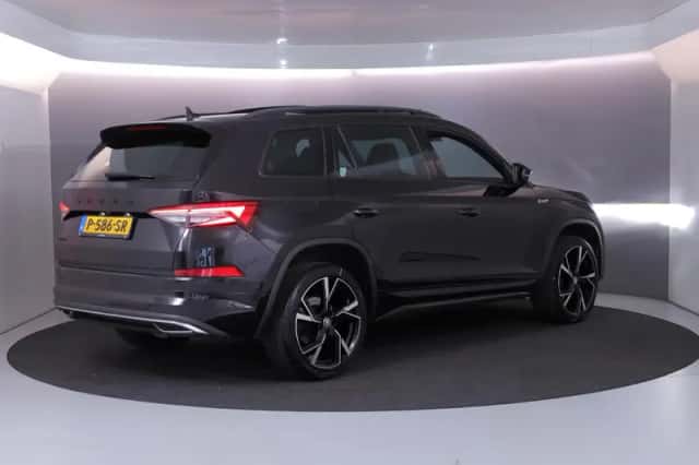 Škoda Kodiaq (2022) thumbnail 4