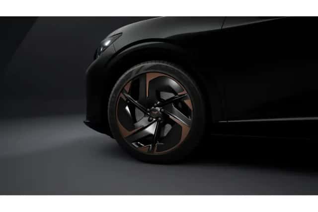 CUPRA Tavascan (2026) thumbnail 5