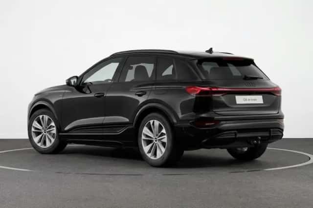 Audi Q6 e-tron (2027) thumbnail 3