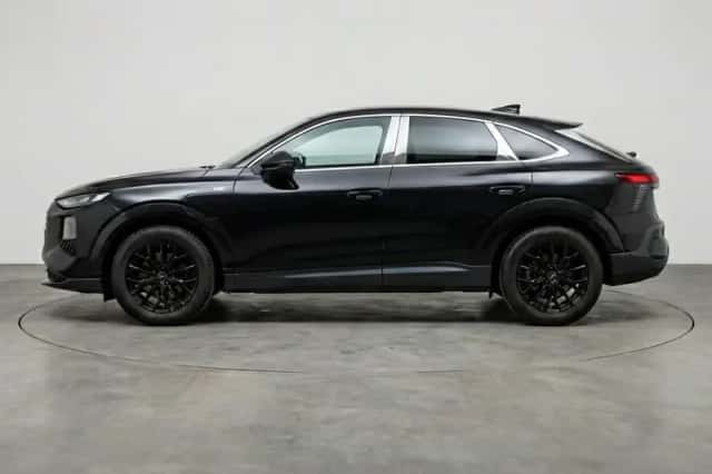 Audi Q3 (2026) thumbnail 2