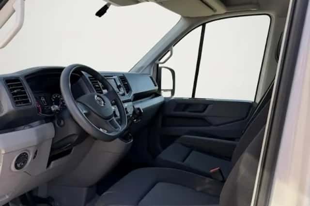 Volkswagen Crafter (2023) thumbnail 4