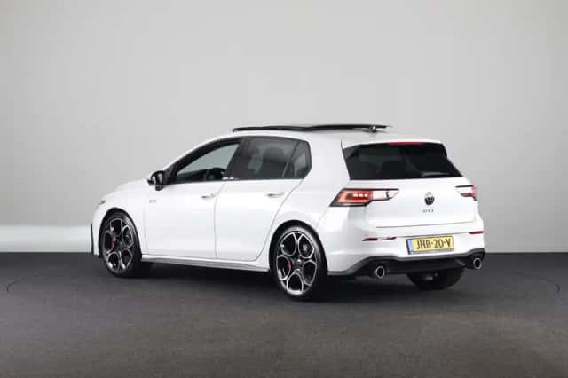 Volkswagen Golf (2026) thumbnail 3