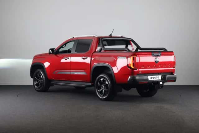Volkswagen Amarok (2024) thumbnail 3