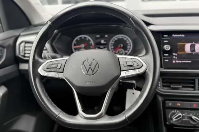 Volkswagen T-Cross (2023) thumbnail 6